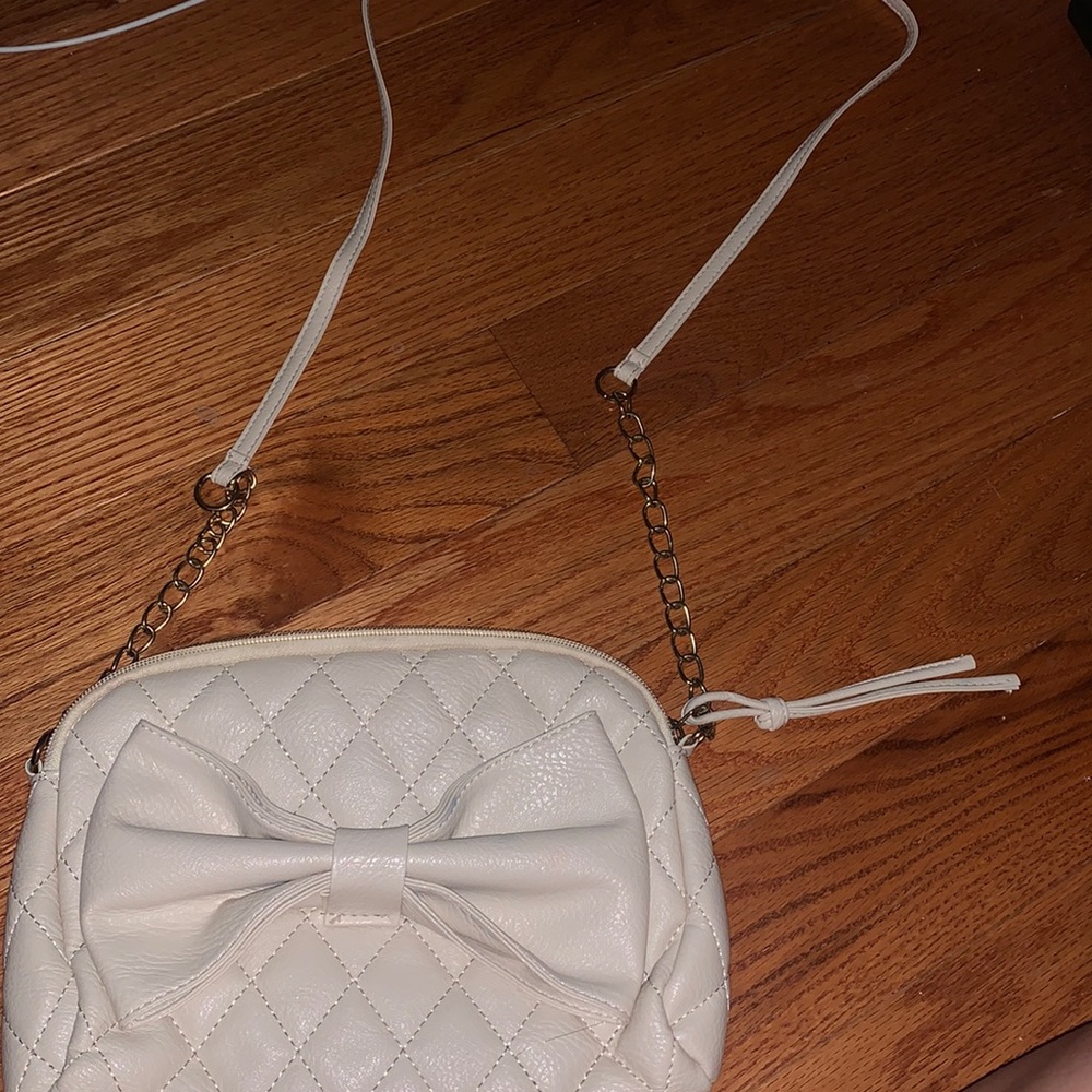 Bow crossbody purse